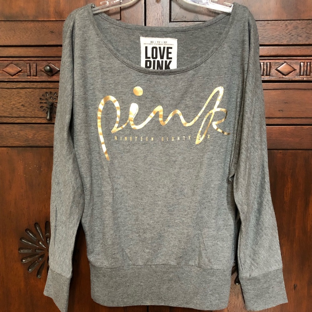 PINK shirt in gray. XS